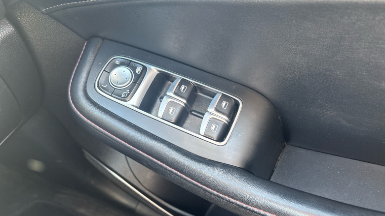 MG Hs 1.5 T-GDI Excite 5dr Petrol Hatchback